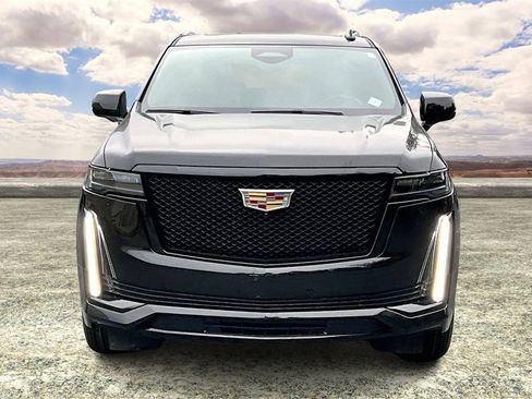 Certified 2023 Cadillac Escalade Sport image 2