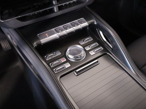 New 2026 Lincoln Nautilus Premier AWD/4WD image 8