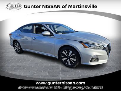 Used 2022 Nissan Altima 2.5 SV