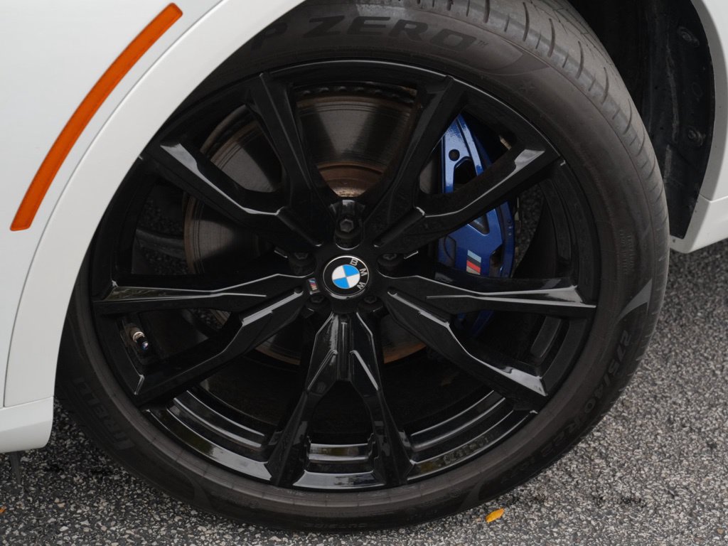 Used 2025 BMW X7 M60i w/ Executive Package AWD/4WD image 4