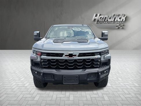 Used 2024 Chevrolet Silverado 1500 ZR2 w/ ZR2 Bison Edition AWD/4WD image 3
