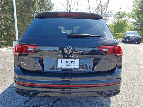 Used 2022 Volkswagen Tiguan SE R-Line AWD/4WD image 8