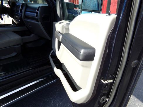 Used 2021 Ford F250 XLT w/ XLT Premium Package AWD/4WD image 83