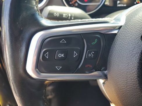 Used 2020 Jeep Wrangler Unlimited Sahara AWD/4WD image 11