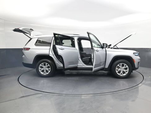 Used 2023 Jeep Grand Cherokee L Limited AWD/4WD image 51