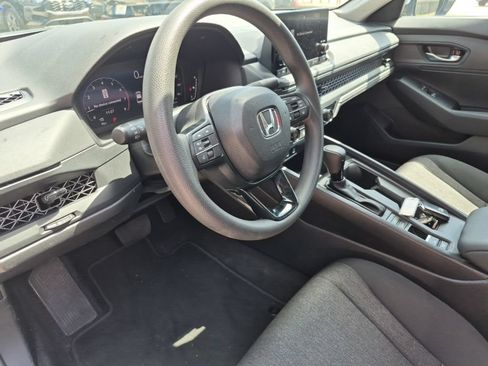 Used 2025 Honda Accord LX image 7