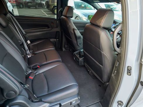 Used 2023 Honda Odyssey Sport image 28