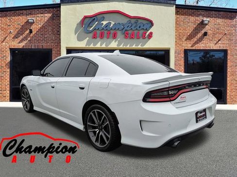 Used 2023 Dodge Charger R/T w/ Harman/Kardon Audio Group RWD image 7