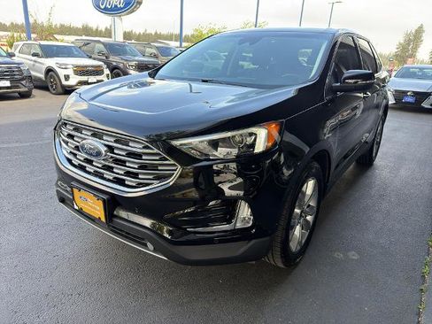 Certified 2024 Ford Edge Titanium w/ Cold Weather Package AWD/4WD image 3