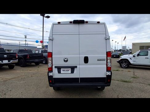 Used 2026 RAM ProMaster 2500 w/ Convenience Group FWD image 7