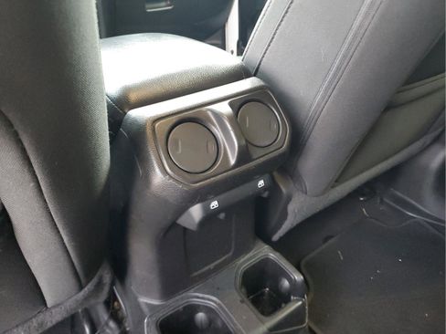 Certified 2021 Jeep Wrangler Unlimited Sport image 13