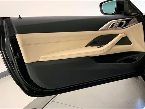 Certified 2024 BMW 430i xDrive Convertible w/ Premium Package image 24