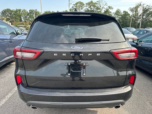 Used 2024 Ford Escape ST-Line FWD image 3