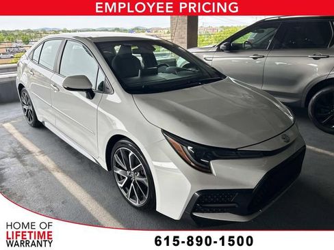 Used 2020 Toyota Corolla SE w/ Carpet Mat Package (TMS) FWD image 1