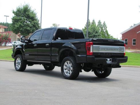 Used 2019 Ford F250 Platinum w/ Platinum Ultimate Package AWD/4WD image 7