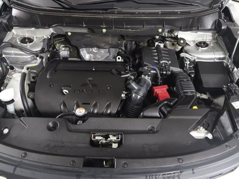 Used 2025 Mitsubishi Outlander Sport AWD image 44