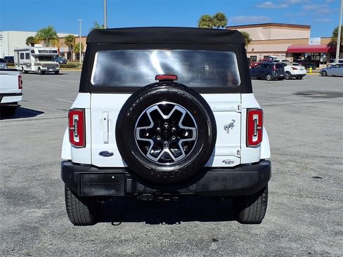 Used 2023 Ford Bronco Outer Banks image 6