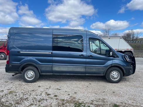 Used 2023 Ford Transit 250 Medium Roof AWD w/ Load Area Protection Package image 4