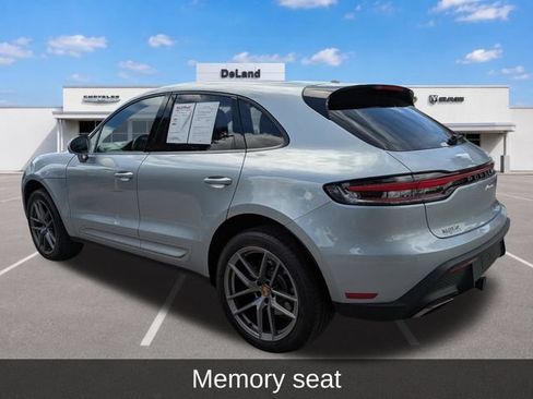 Used 2025 Porsche Macan AWD/4WD image 6