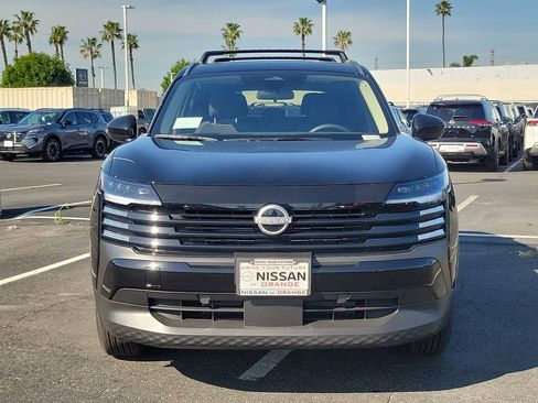 New 2026 Nissan Kicks SV w/ SV Premium Package FWD image 5