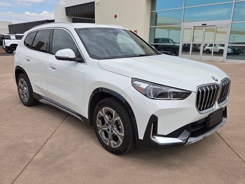 Used 2025 BMW X1 xDrive28i AWD/4WD image 16