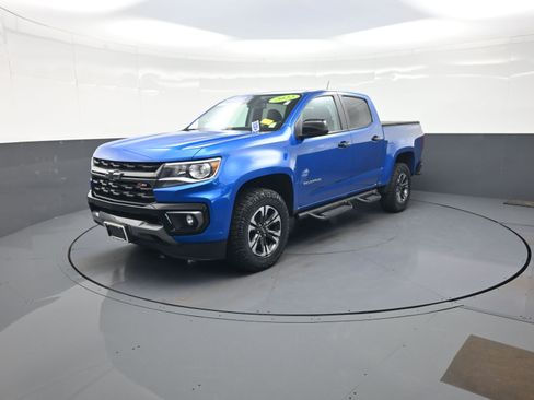 Used 2022 Chevrolet Colorado Z71 AWD/4WD image 7