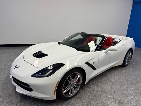 Used 2014 Chevrolet Corvette Stingray Convertible w/ 2LT Preferred Equipment Group RWD image 1
