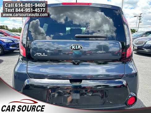 Used 2016 Kia Soul + FWD image 4