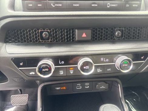 Certified 2025 Honda CR-V EX image 15