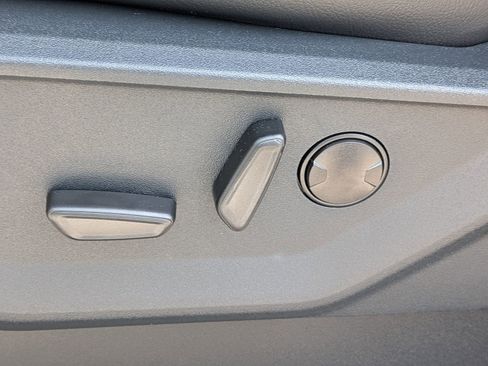 New 2026 Ford F250 Lariat w/ Black Appearance Package image 21