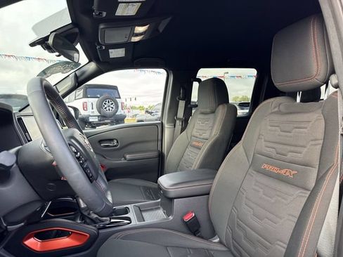 Used 2025 Nissan Frontier PRO-4X w/ Interior Protection Package AWD/4WD image 11