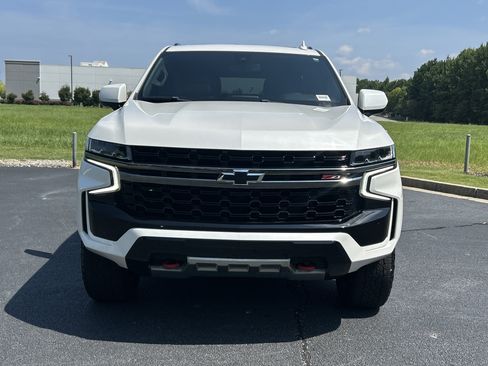 Used 2021 Chevrolet Tahoe Z71 AWD/4WD image 3