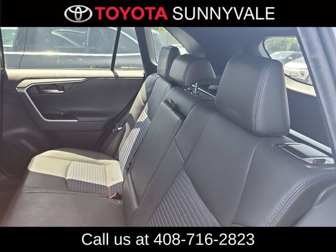 Used 2020 Toyota RAV4 XSE AWD/4WD image 6