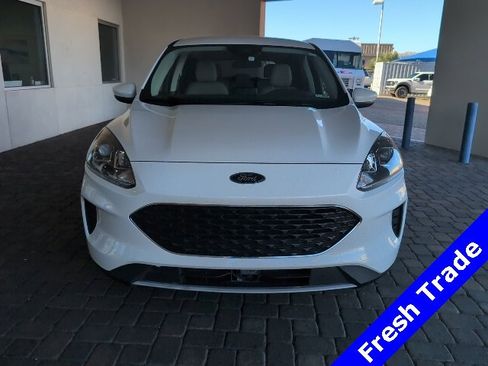 Used 2021 Ford Escape SE w/ Convenience Package image 2