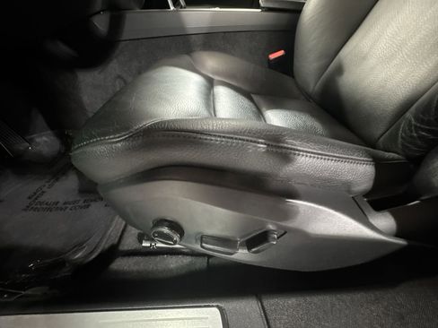 Used 2024 Volvo S60 B5 Plus image 17