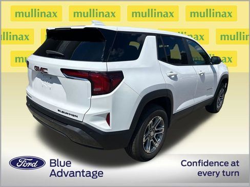 Used 2026 GMC Terrain Elevation FWD image 2