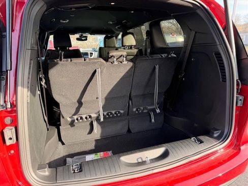 New 2026 Chrysler Pacifica Select AWD/4WD image 9