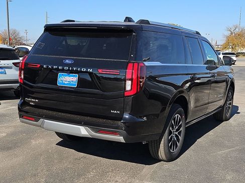 New 2025 Ford Expedition Max Platinum image 11