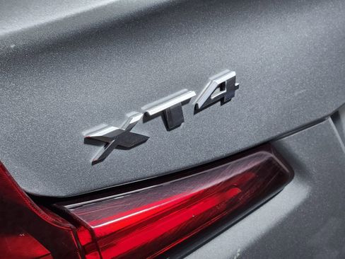 Used 2024 Cadillac XT4 Premium Luxury image 14