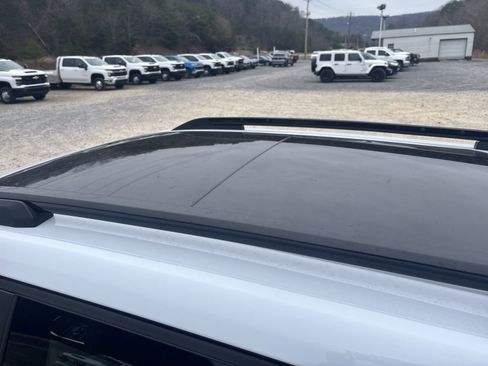 New 2026 Chevrolet Equinox ACTIV w/ Convenience Package III image 24