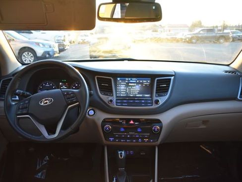 Used 2016 Hyundai Tucson Limited w/ Option Group 03 image 38