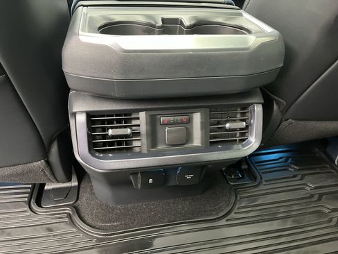 Certified 2022 Ford F150 Raptor w/ Raptor 37 Performance Package image 15