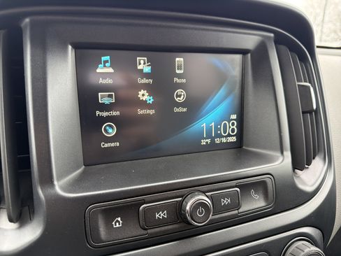 Used 2018 Chevrolet Colorado W/T w/ WT Convenience Package image 18