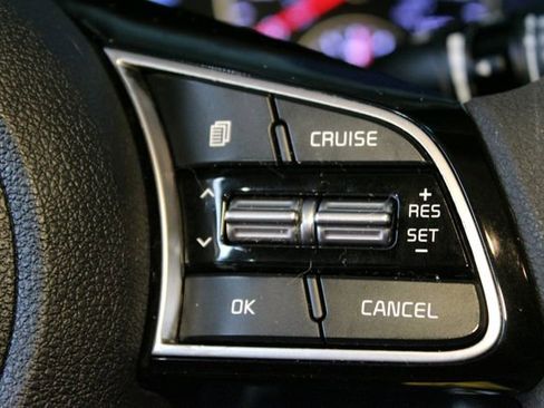 Used 2020 Kia Optima LX image 21