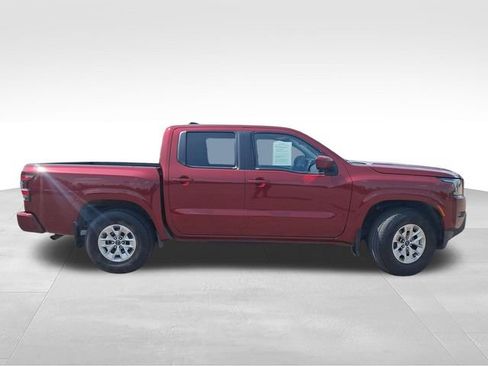 Certified 2024 Nissan Frontier SV RWD image 7