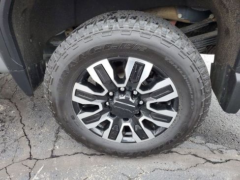 Used 2024 GMC Sierra 3500 Denali Ultimate image 35