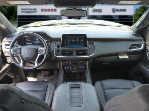 Used 2023 Chevrolet Tahoe Z71 w/ Z71 Off-Road Package AWD/4WD image 30
