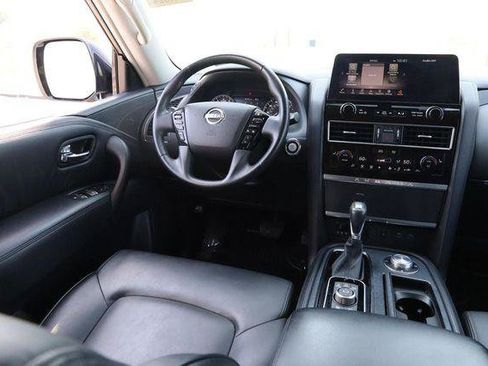 Used 2024 Nissan Armada SV AWD/4WD image 23