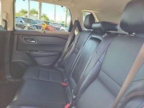 Certified 2021 Nissan Rogue SV w/ Premium Package image 16