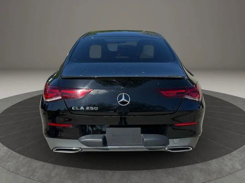 Used 2020 Mercedes-Benz CLA 250 image 4